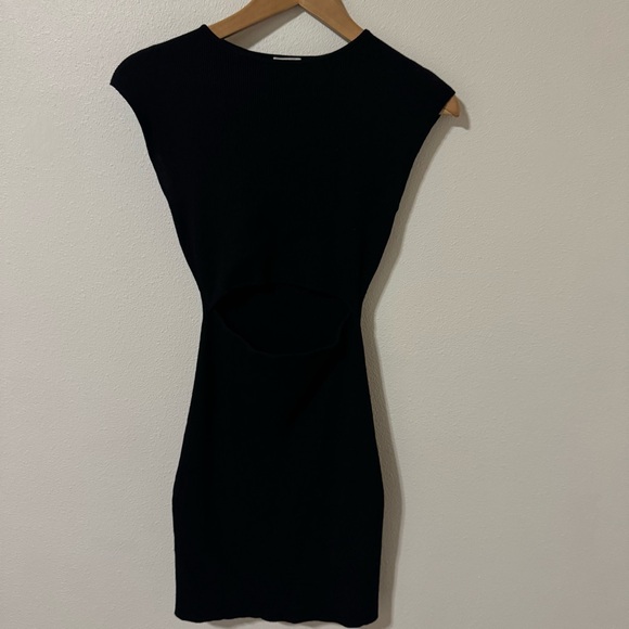 Aritzia Dresses & Skirts - Aritzia Wilfred Free Cut-out Knit Mini Dress Black Cresent Midriff Fitted -Small